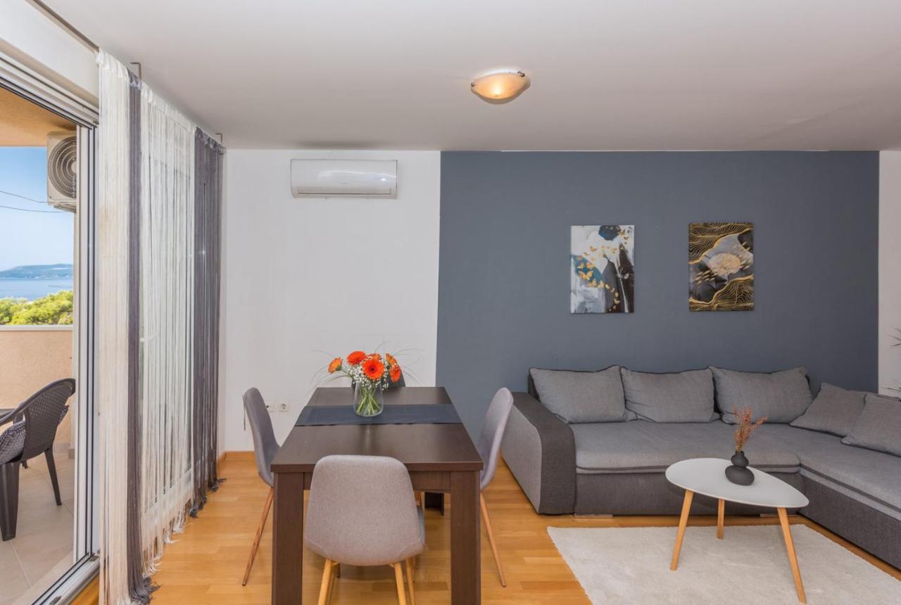 Apartment Sea View In Makarska, Free Parking Ngoại thất bức ảnh
